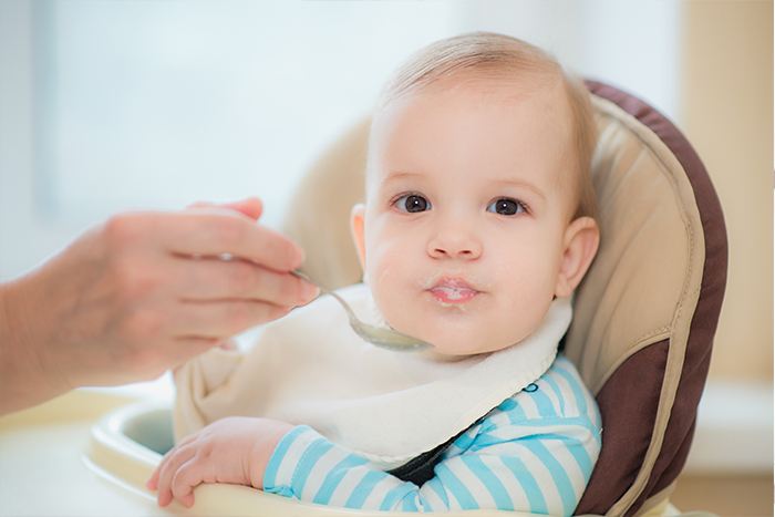 teaspoon baby feeding