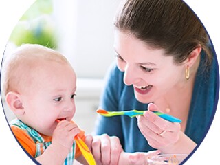 Początki rozszerzania diety – poznaj dania dla 7. miesięcznego dziecka