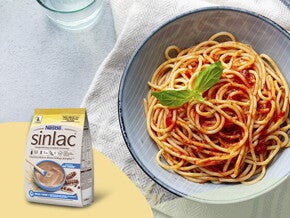 Makaron z sosem pomidorowym dla całej rodziny po 8. miesiącu