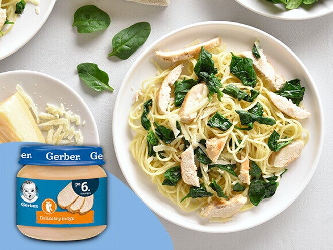 Makaron z drobiem i szpinakiem - po 10. miesiącu